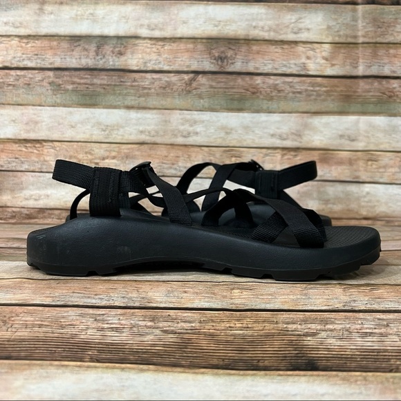 Chaco Z2 Black Classic Sandals main image 8